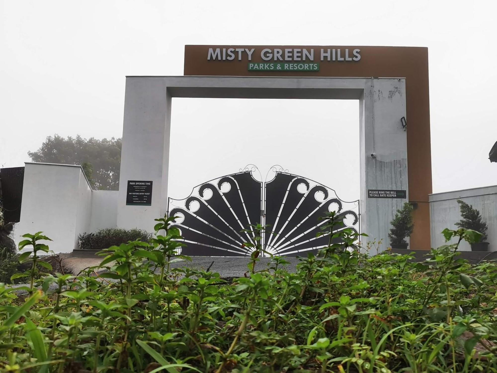 Misty Green Hills Parks & Resorts Kondotty Extérieur photo