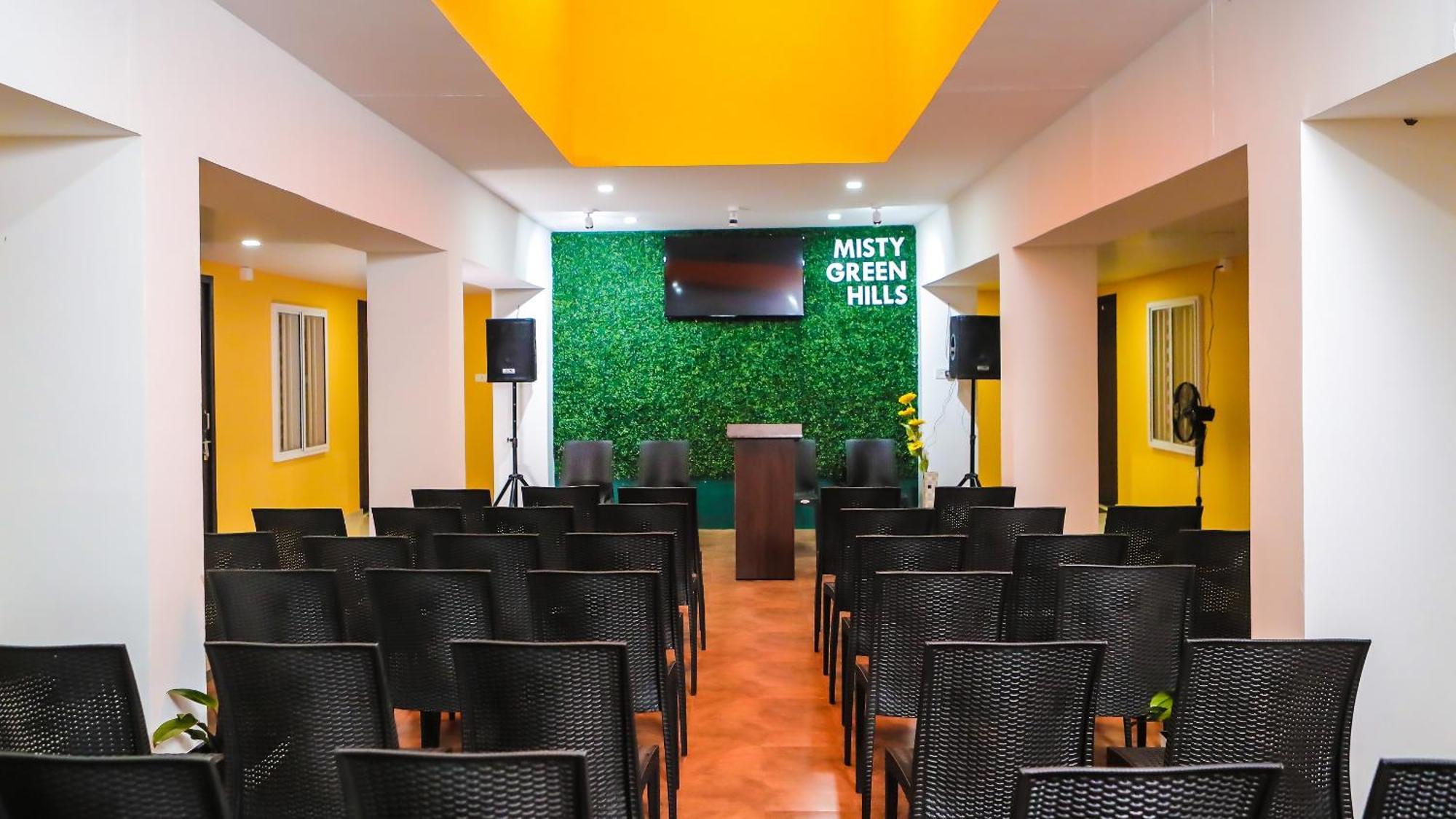 Misty Green Hills Parks & Resorts Kondotty Extérieur photo