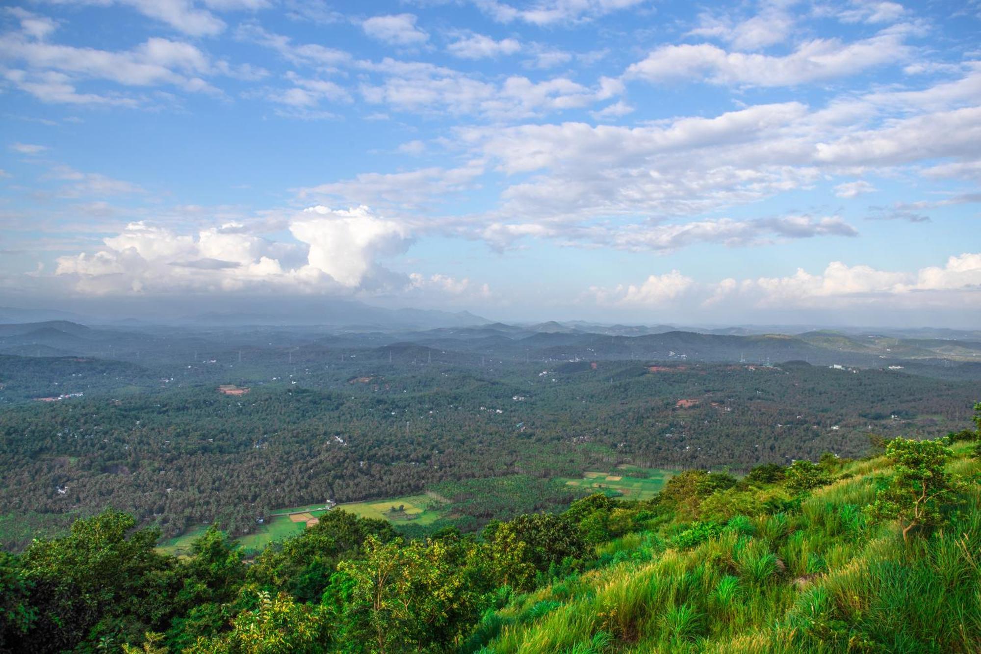 Misty Green Hills Parks & Resorts Kondotty Extérieur photo
