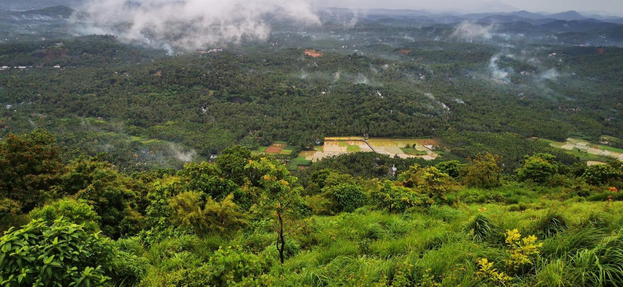 Misty Green Hills Parks & Resorts Kondotty Extérieur photo